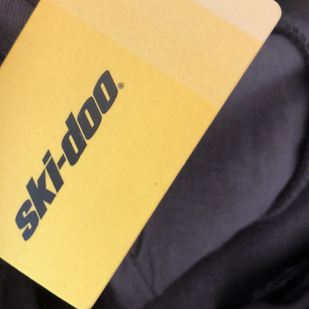 Ski-Doo women’s Gray Jogger Pants New! - Picture 16 of 16